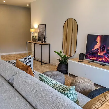 Reverie Urbaine 3 Etoiles - 3 Chambres, Plein Centre, Moderne, Tout Equipe *